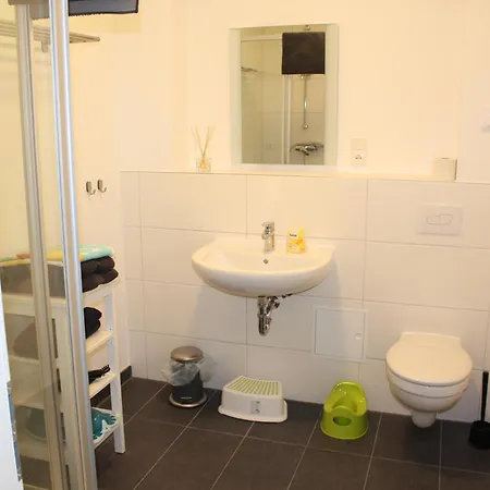 Schoene 54qm Nahe Rostock Und Warnemuende *